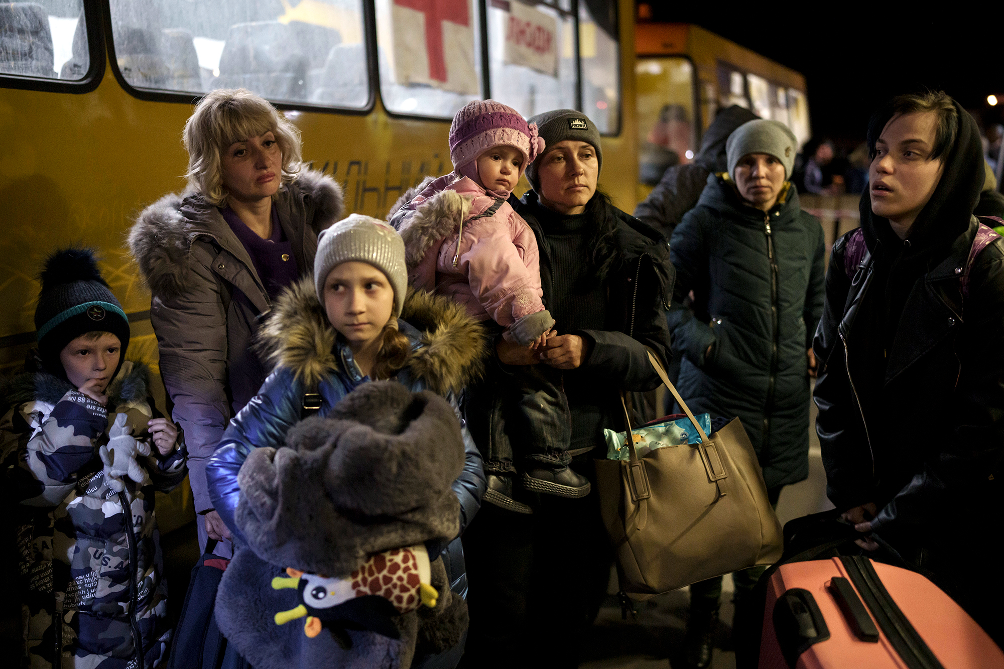 Evacuees from Mariupol and other nearby towns arrive in Zaporizhzhia, Ukraine on April 1. 