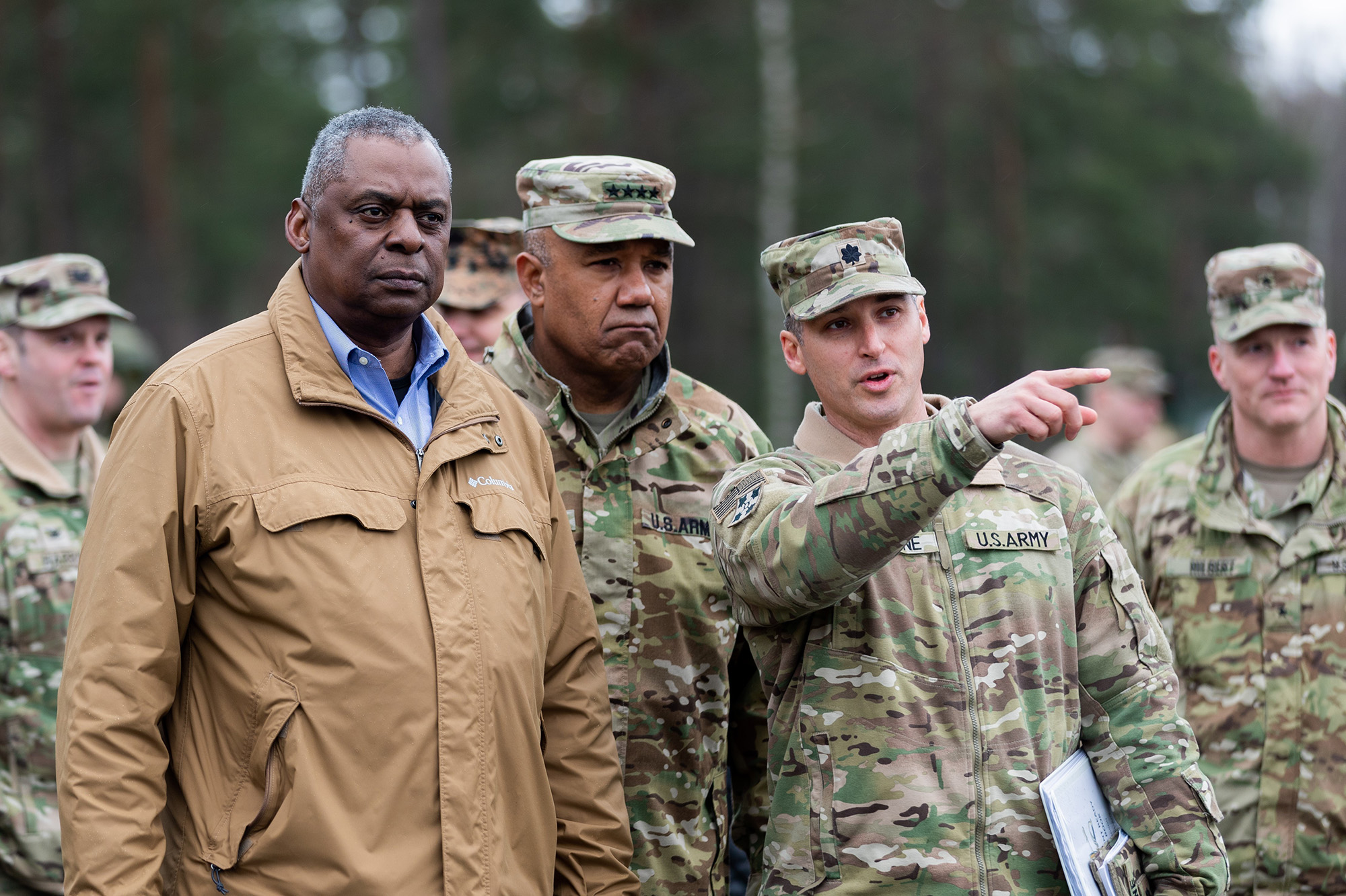 Secretary of Defense Lloyd J. Austin, left, meets with Soldiers assigned to 2nd Brigade Combat Team, 1st Infantry Division and U.S. Army Europe and Africa’s 7th Army Training Command supporting combined arms training of Ukrainian Armed Forces battalions in Grafenwoehr, Germany, on February 17.