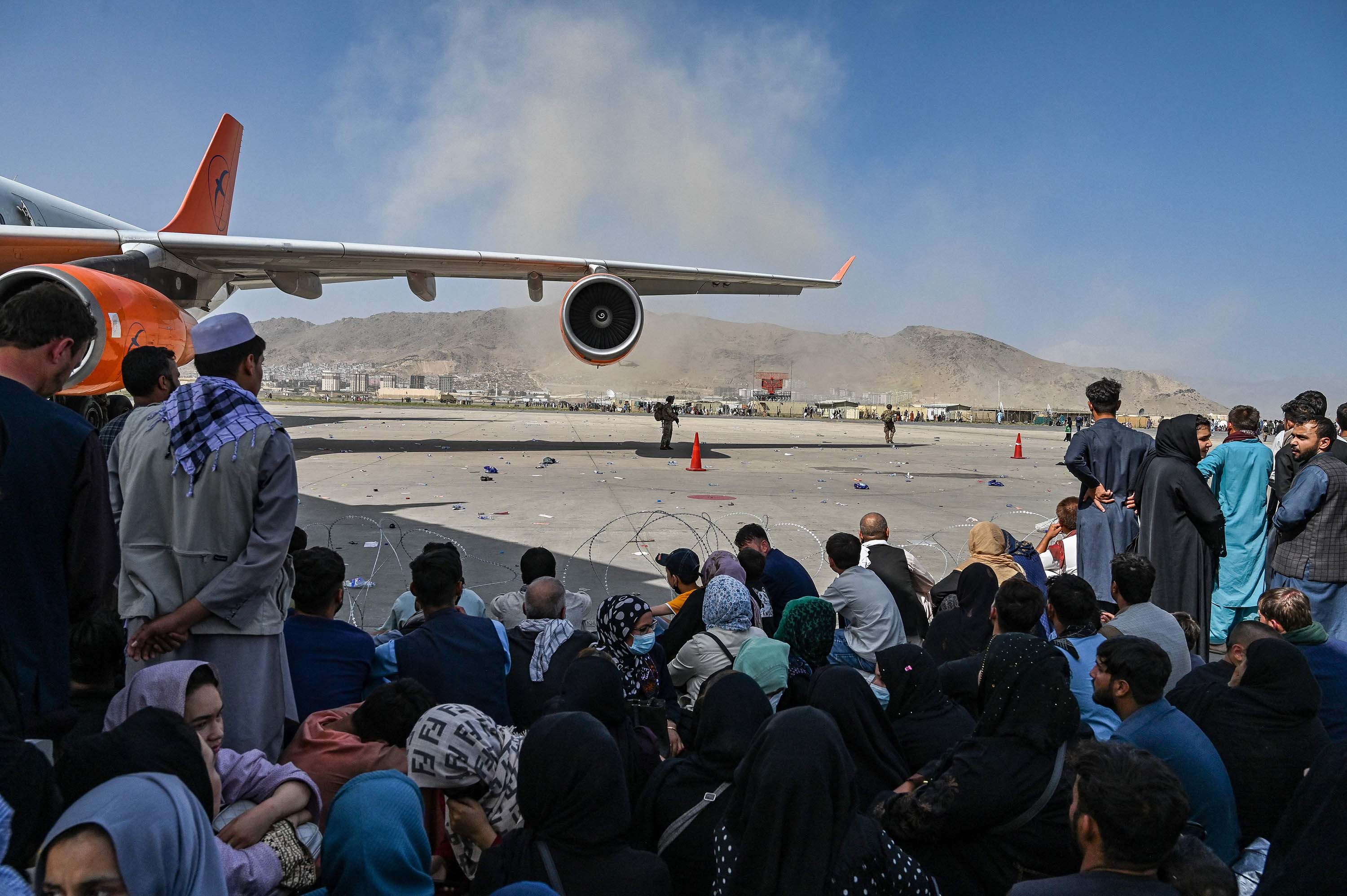 Tens Of Thousands Of Afghans Are Still Desperate To Flee. Here's How ...