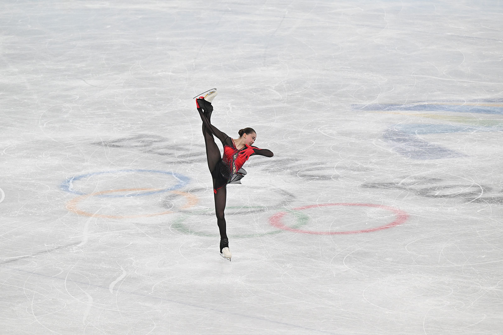 China s Sensation Eileen Gu Wins Olympic Gold In Freeski Halfpipe To 