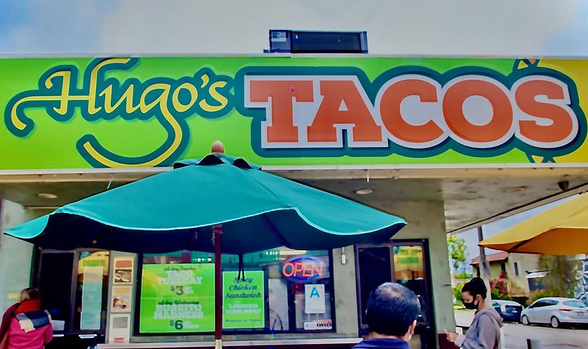 The closure of Hugo's Tacos two Los Angeles outlets was unprecedented for the institution, which has operated for 15 years.