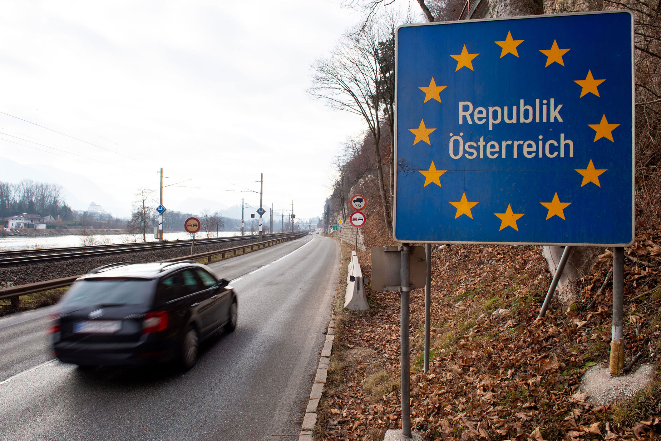  A car passes the border between Kiefersfelden, Germany and Kufstein, Austria on December 20, 2021.