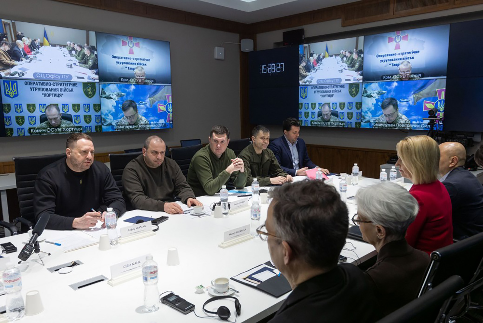 Head of the Office of the President Andriy Yermak held a briefing for the US delegation headed by US Deputy Secretary of State Wendy Sherman on Ukraine's counteraction to Russia's invasion on January 16 in Kyiv.