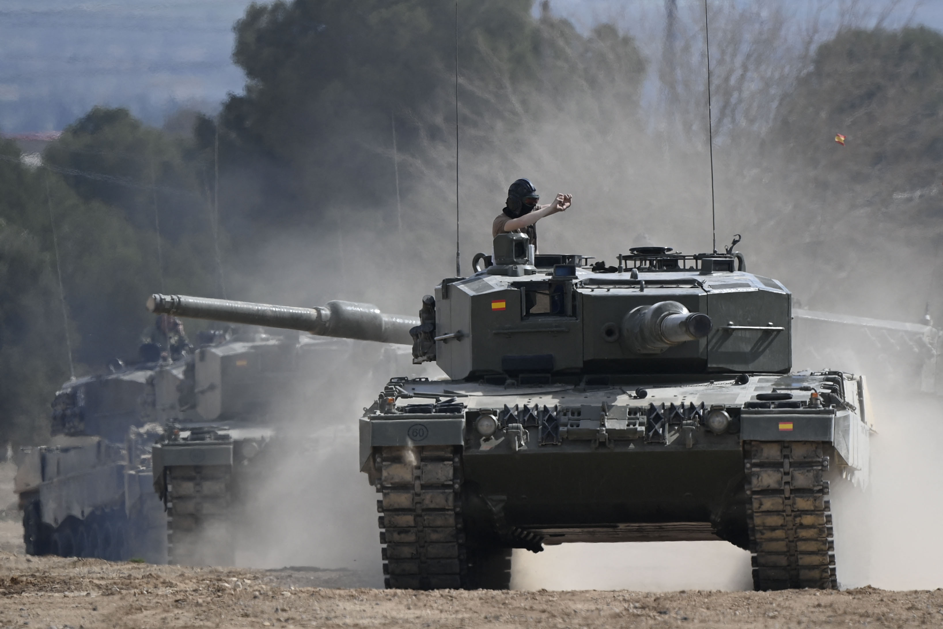 Ukrainian military personnel receive armored maneuver training on German-made Leopard 2 battle tanks at the Spanish army's training centre of San Gregorio in Zaragoza on March 13, 2023. 