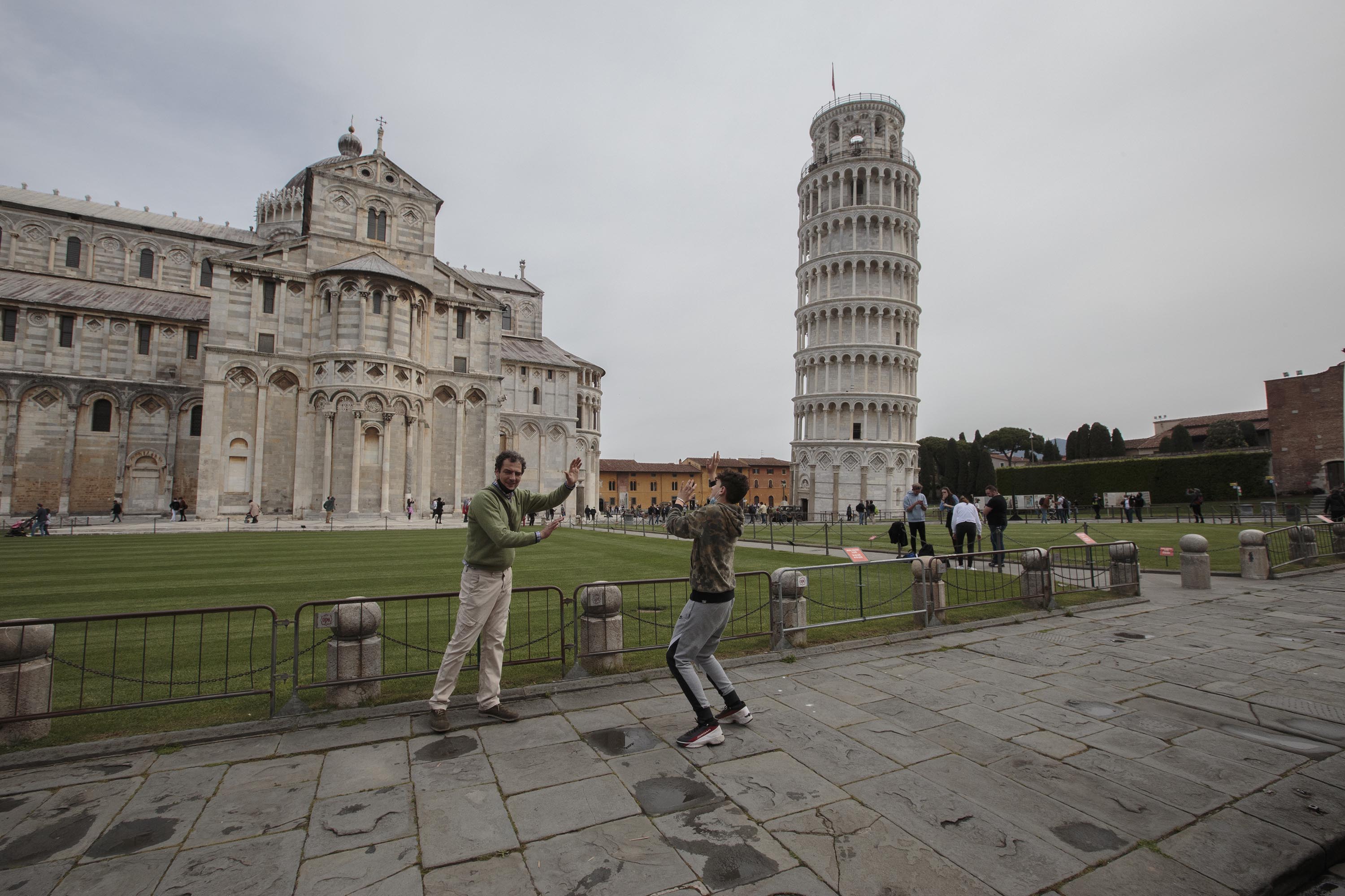 Tourists visiits leaning tower has opened to the public, in Pisa, Italy, on May, 1st, 2021. After months of harsh lockdown, Italy has decided to open museums, arts buildings and theatres. (Photo by Enrico Mattia Del Punta/NurPhoto via Getty Images)