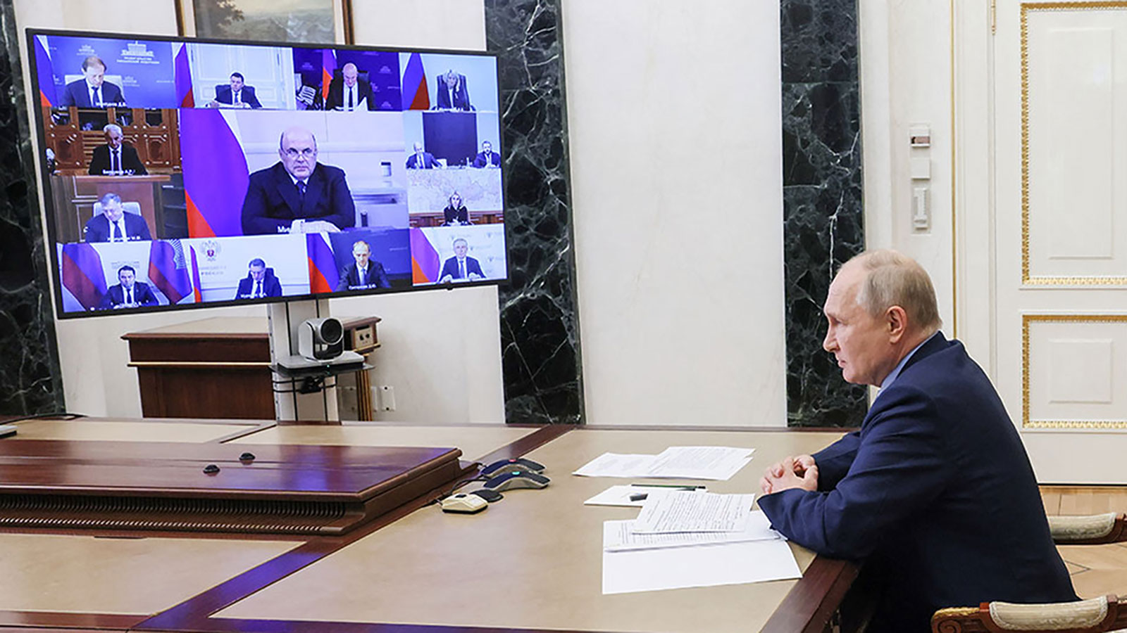 Russian President Vladimir Putin holds a videoconference meeting with 26 elected heads of Russian regions in Moscow, Russia, Thursday, September 28, 2023.