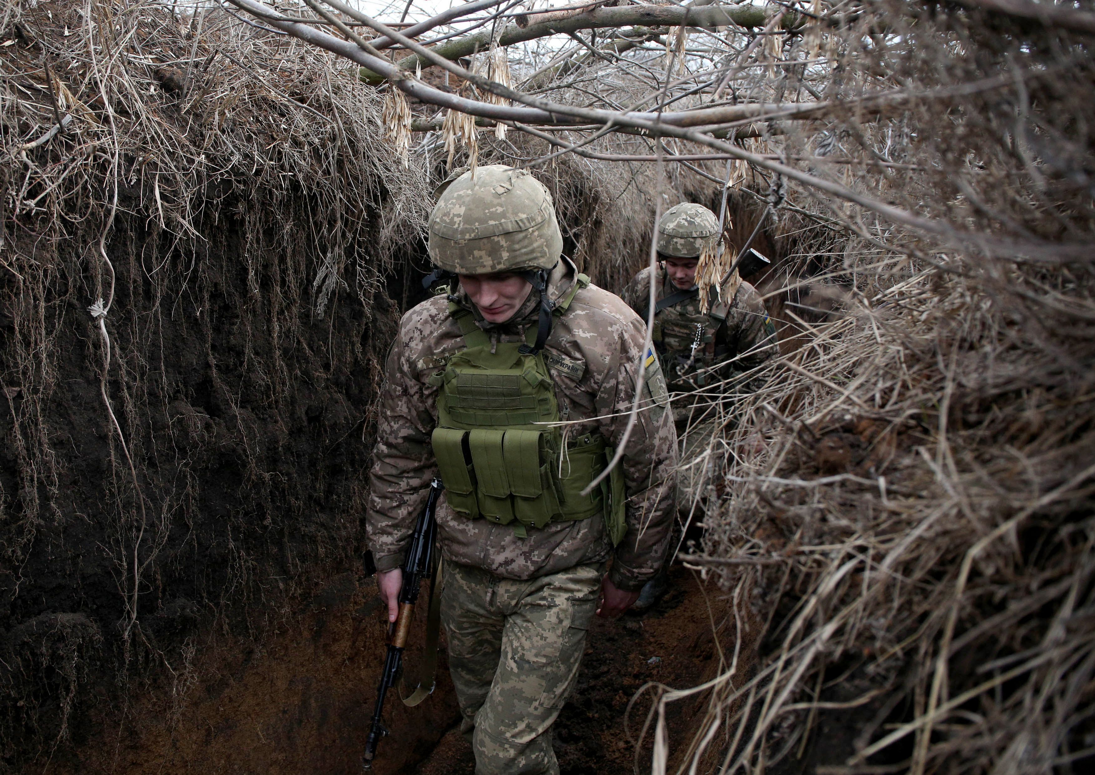 Бои на границе с украиной сегодня. Граница передовой на Украине. Украина бои на передовой.