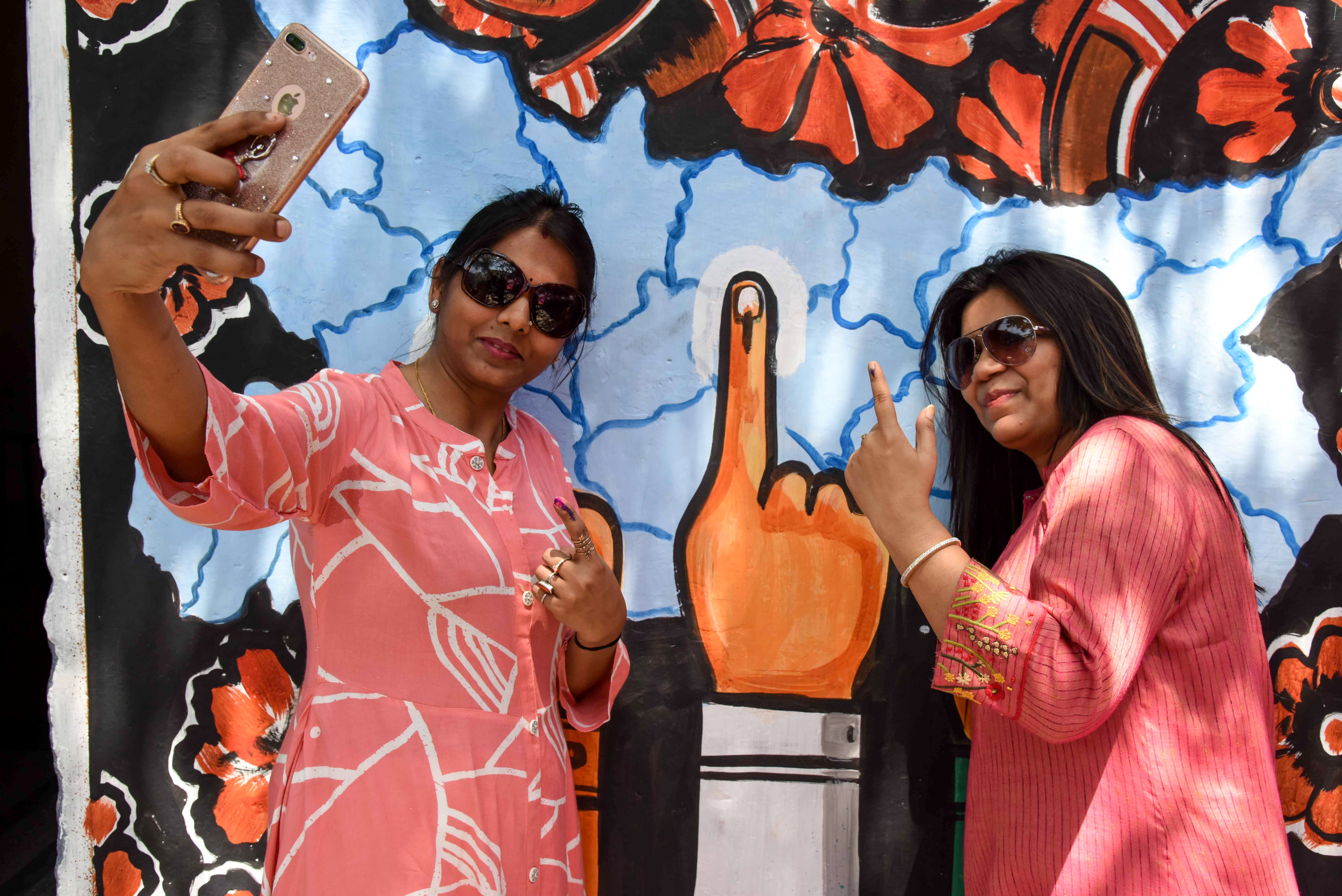 Indian voters take a selfie after casting their votes in Patna on May 19 2019. 