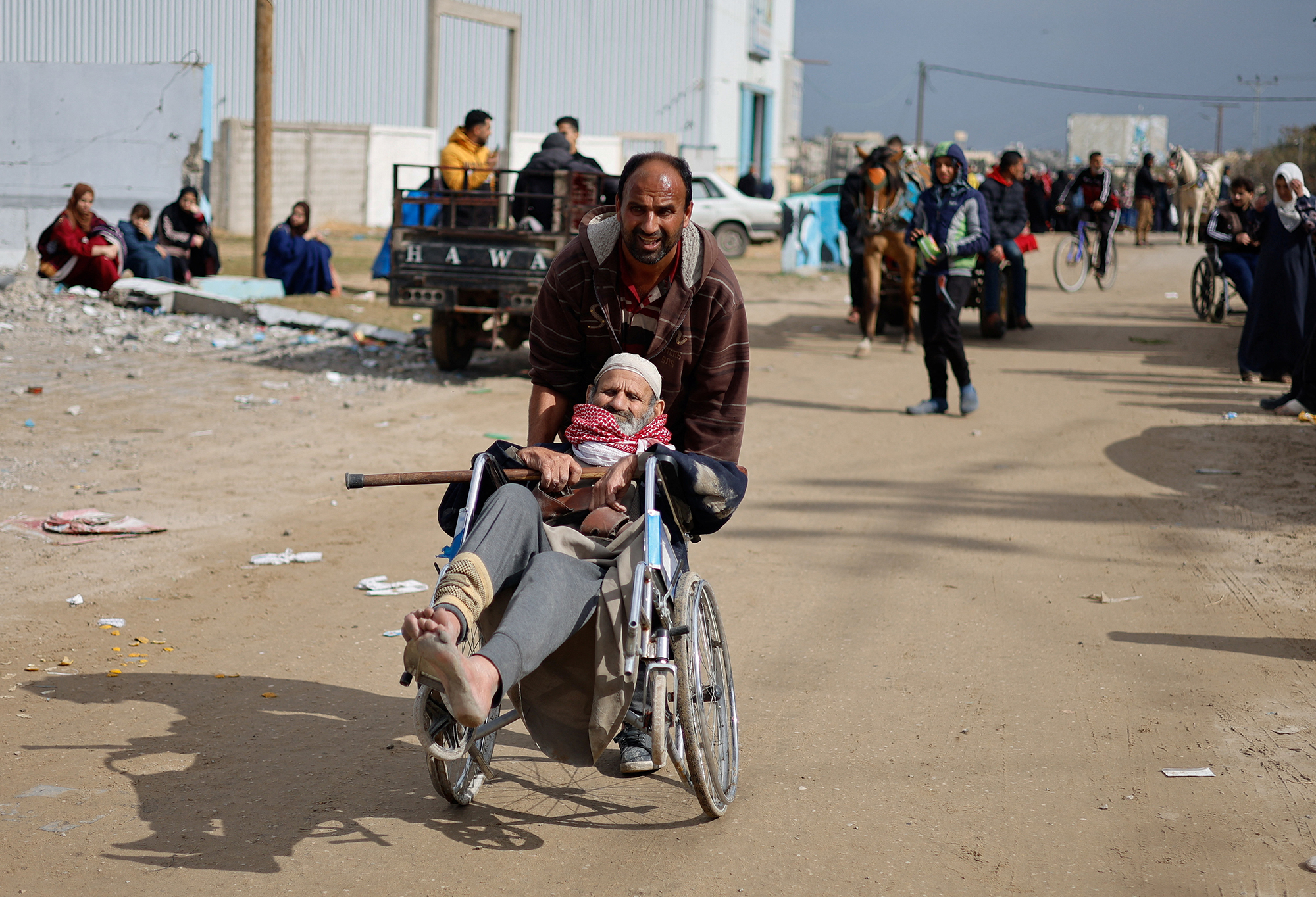 Palestinian patients arrive in Rafah, Gaza, after they were evacuated from Nasser hospital in Khan Younis due to the Israeli ground operation, on February 15.