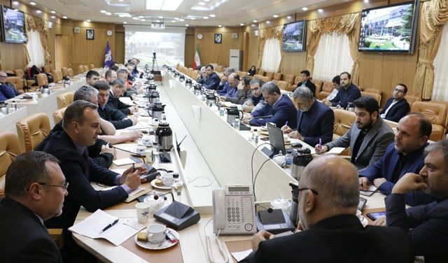 Iranian and Ukrainian experts investigating the causes of the Ukrainian Airlines plane crash meet in Tehran on Thursday.