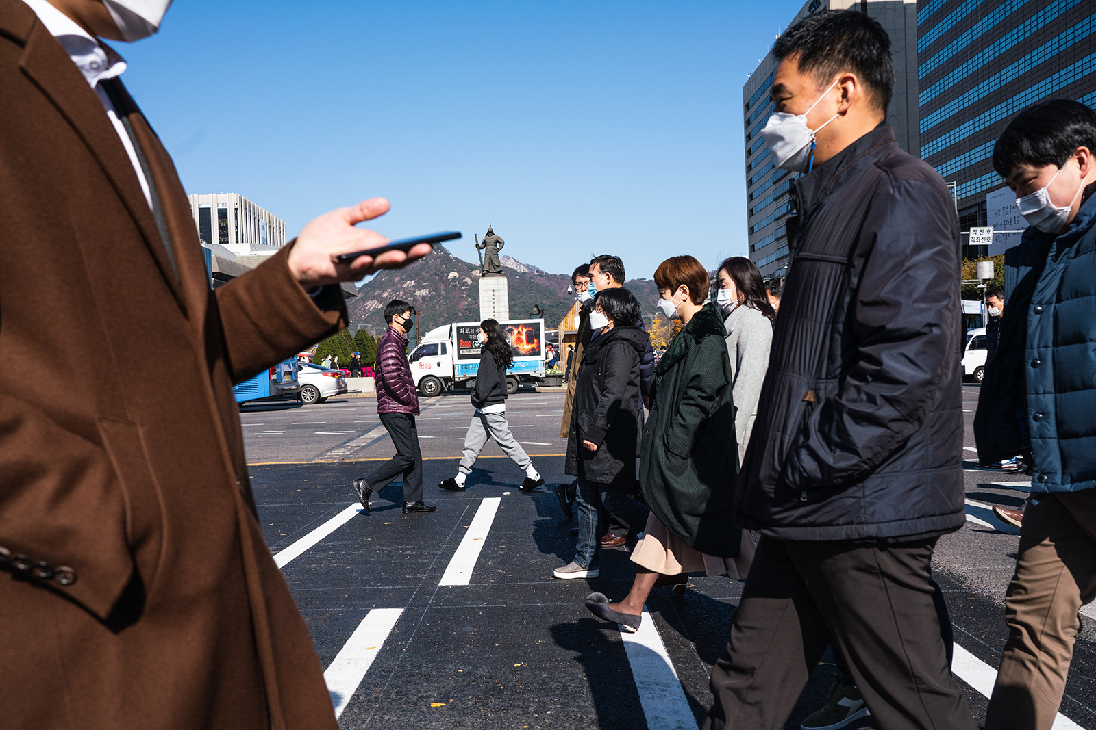 A 24hour rapid response team will be deployed in Seoul to enforce a mask mandate