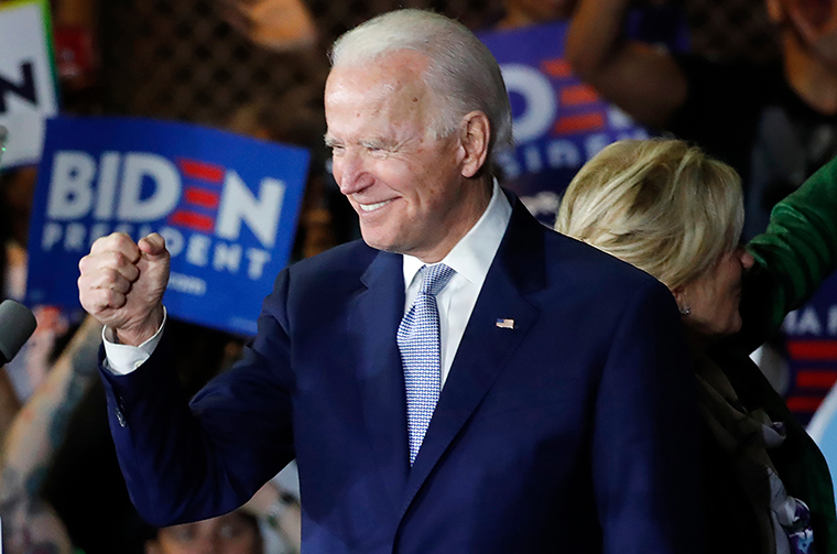 Mike Blake/Reuters