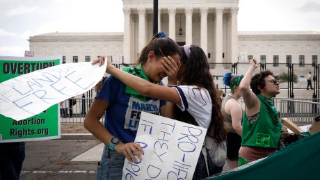 Dissenting opinions in the Supreme Court's same-sex marriage ruling - CBS  News