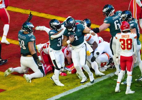 How Mahomes' Chiefs beat Hurts' Eagles in Super Bowl 2023 - 6abc