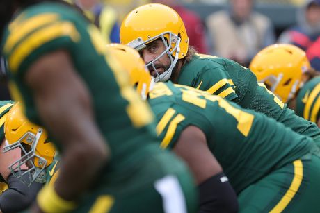 Aaron Rodgers returns, Packers grind out 17-0 win over Seattle