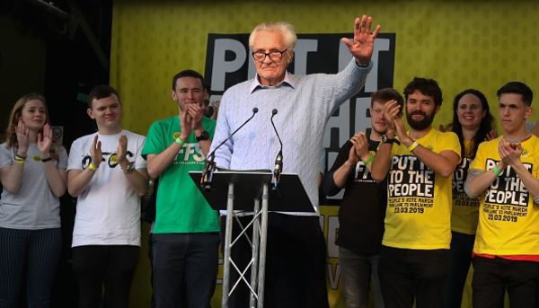 Former deputy prime minister Michael Heseltine gave an impassioned speech Saturday.