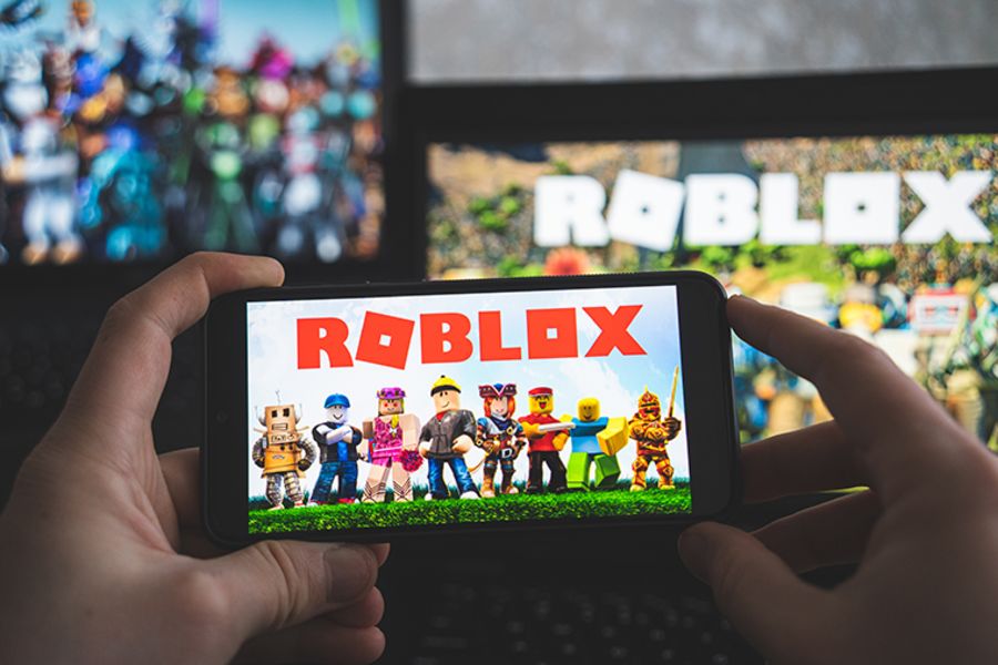 Roblox (RBLX) Stock Falls Most on Record - Bloomberg