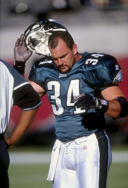 nfl kevin turner helmet off