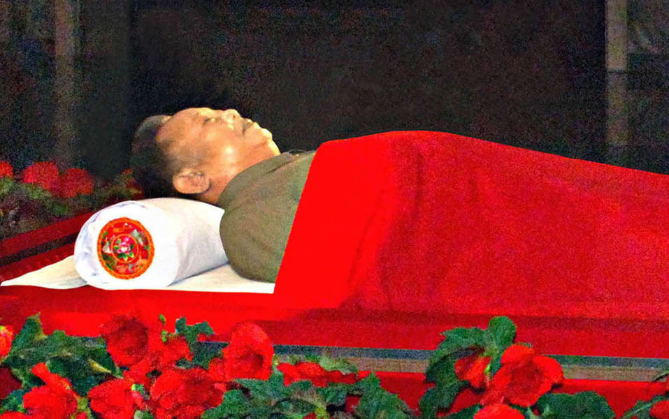 Kim Jong Il embalmed