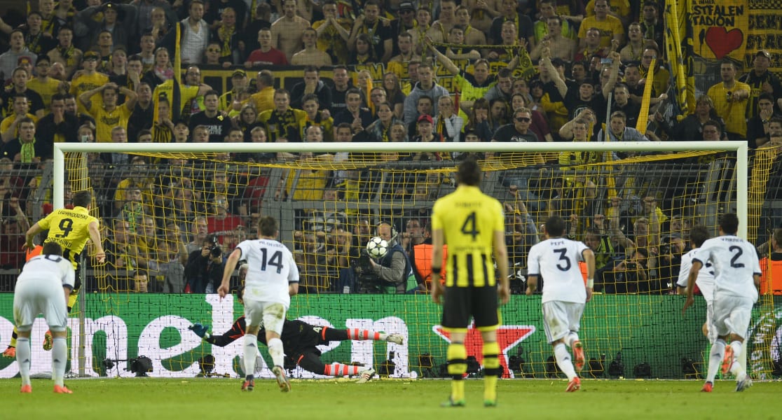 Football Dortmund Lewandowski
