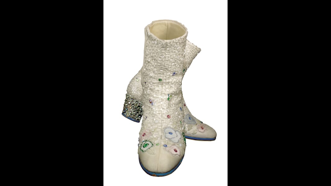 14_p99 White Boots.jpg liberace