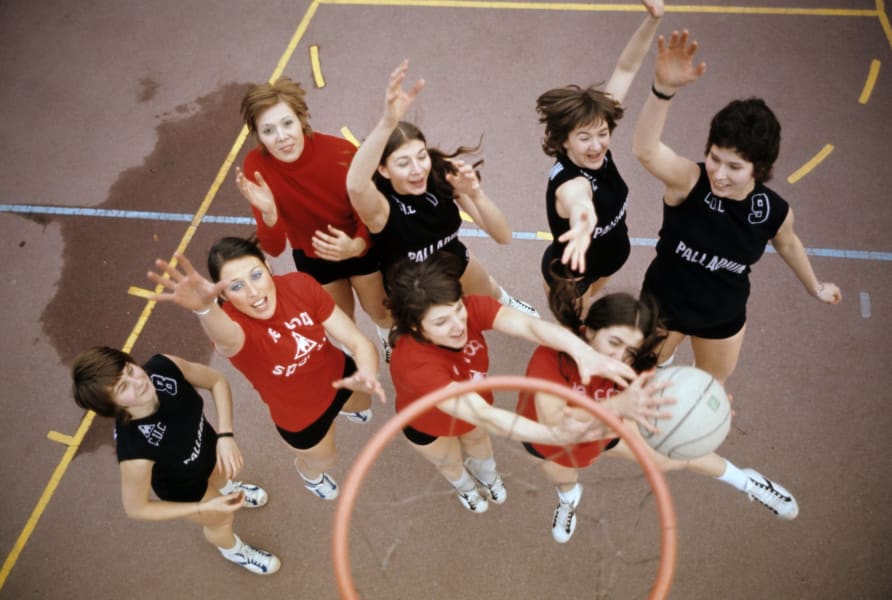 women pioneers basketball RESTRICTED