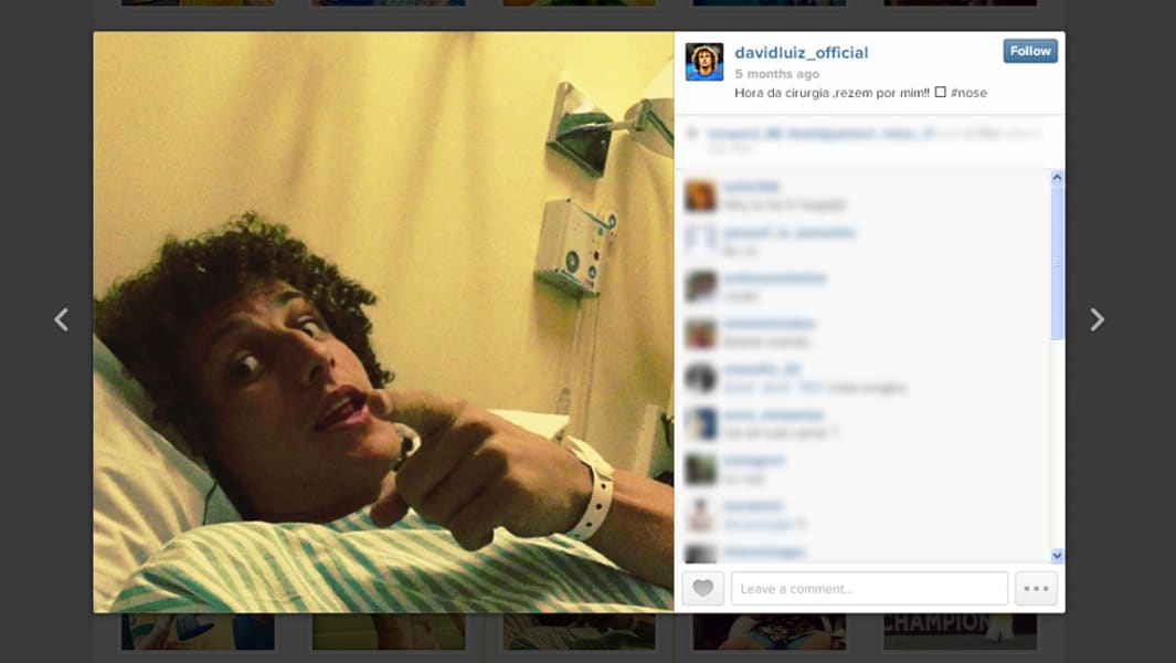 David Luiz selfie