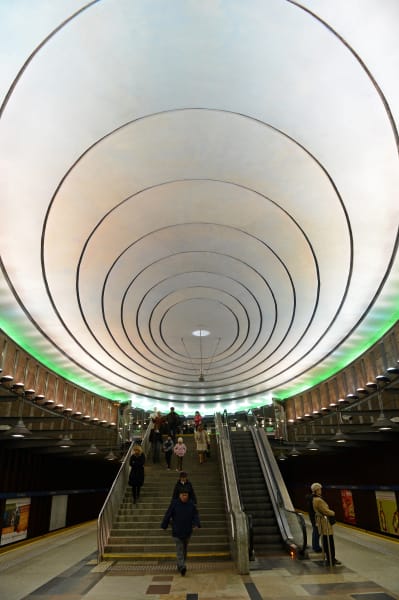 beautiful european metro stations warsaw Plac Wilsona
