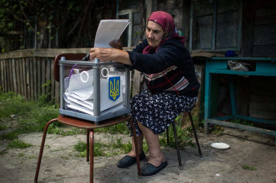 04 ukraine vote 0525