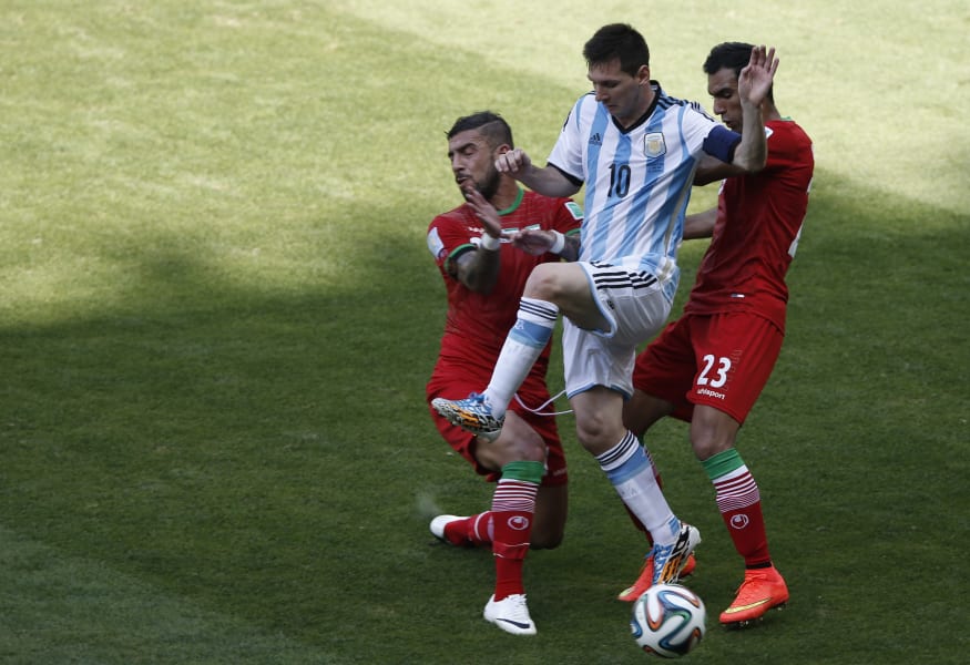 world cup 0621 argentina iran messi