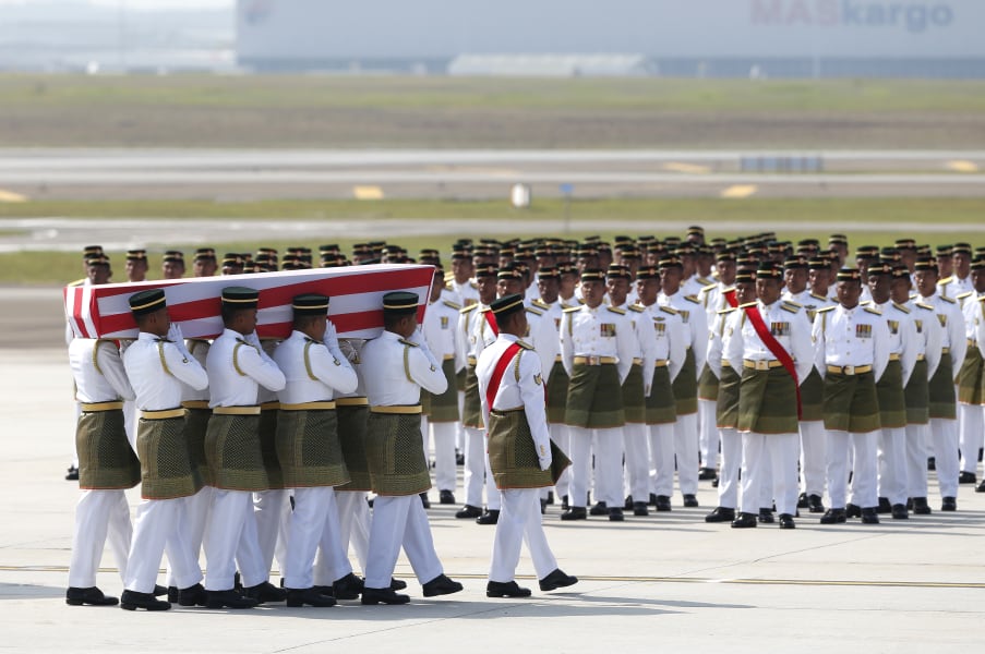 MH17 bodies malaysia 3