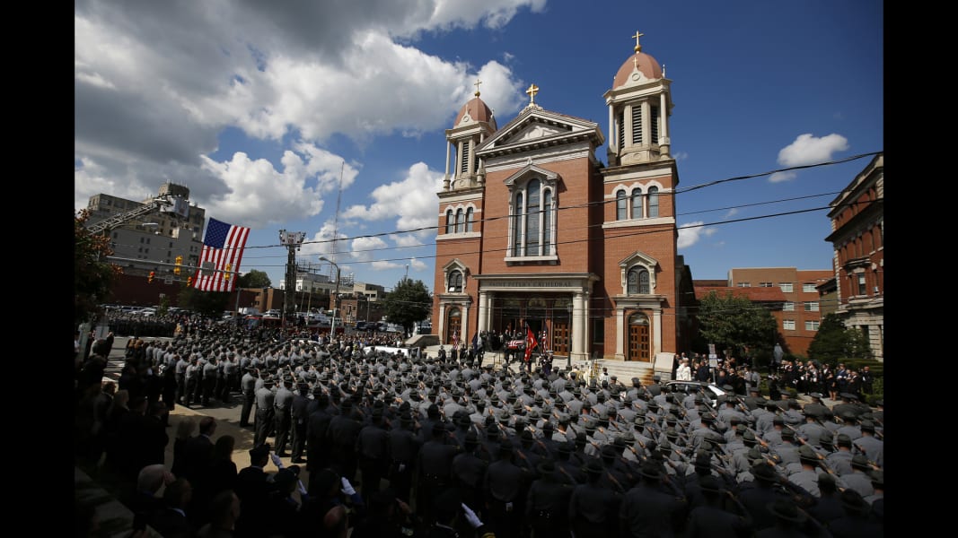 07 pa police funeral 0918