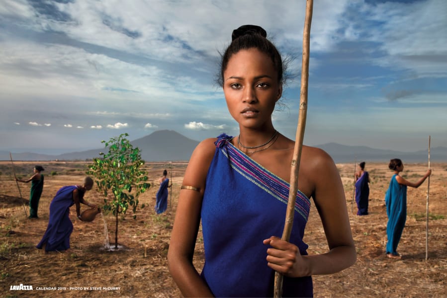 07. Our roots. LAVAZZA CALENDAR 2015. Earth Defender - a group of Ethiopian women