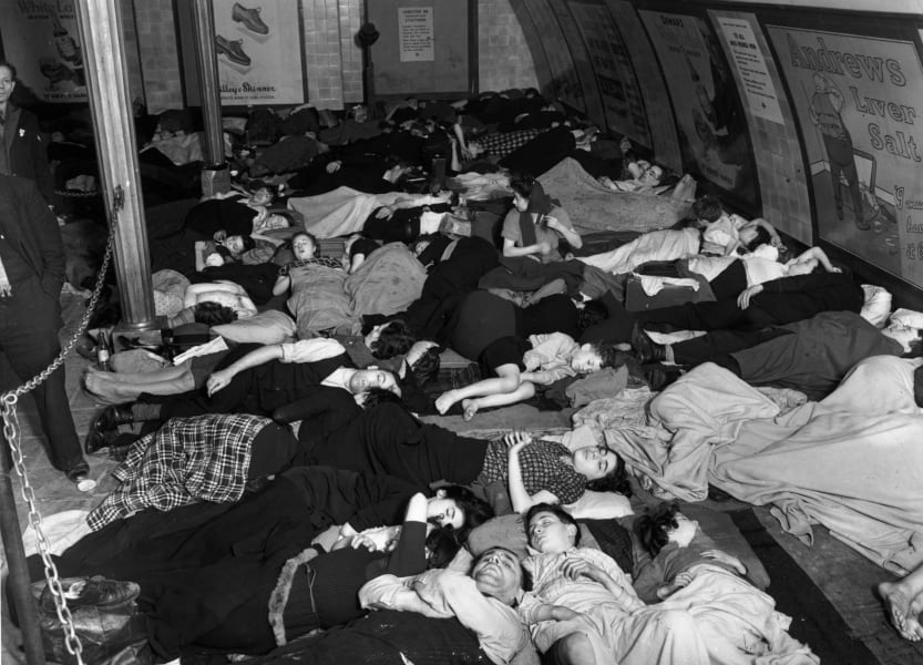 london underground WWII shelter