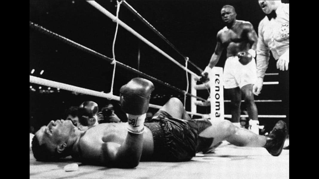 RESTRICTED tyson douglas 1990 fight