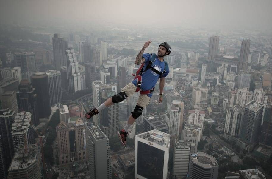 Base jumper 2