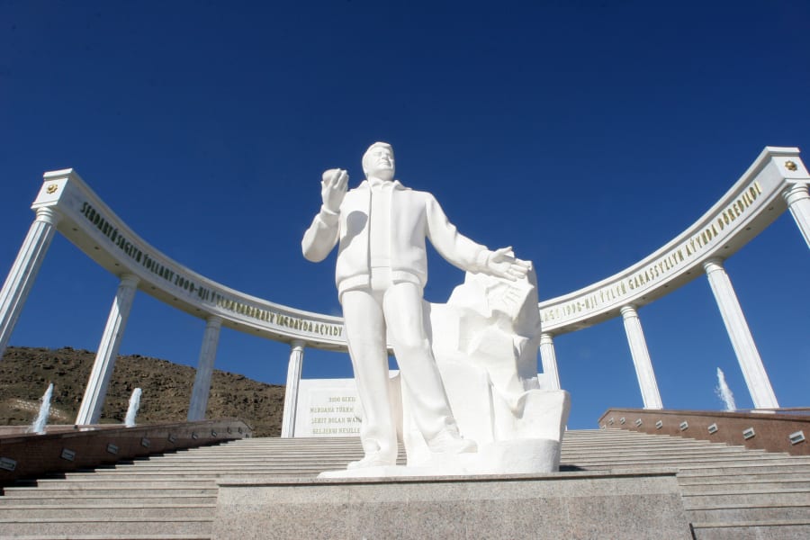 turkmenistan niyazov statute