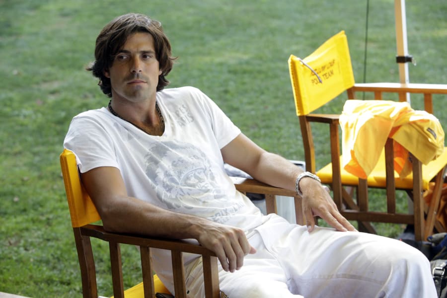 nacho figueras relaxing