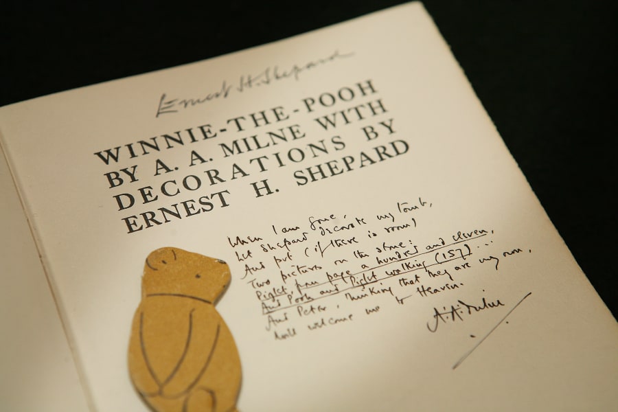 winnie-the-pooh inscription 