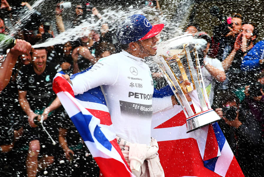 lewis hamilton wins title champagne 2015