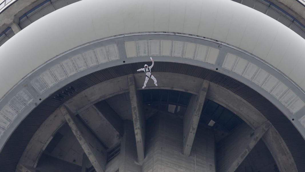 01 base jumping landmarks RESTRICTED