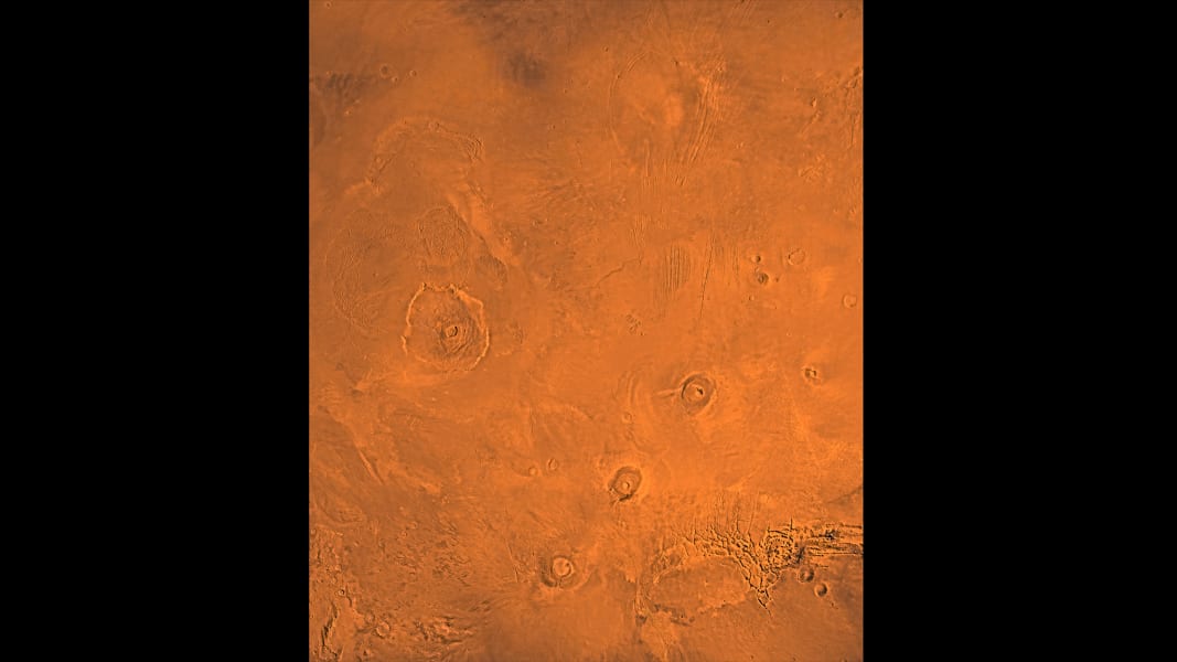 03 Mars volcanoes