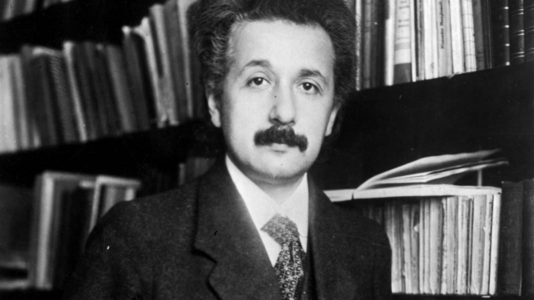 03 einstein tbt