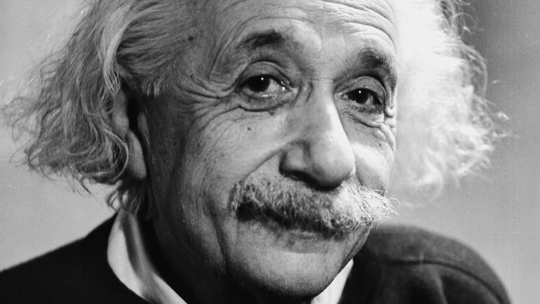 01 einstein tbt