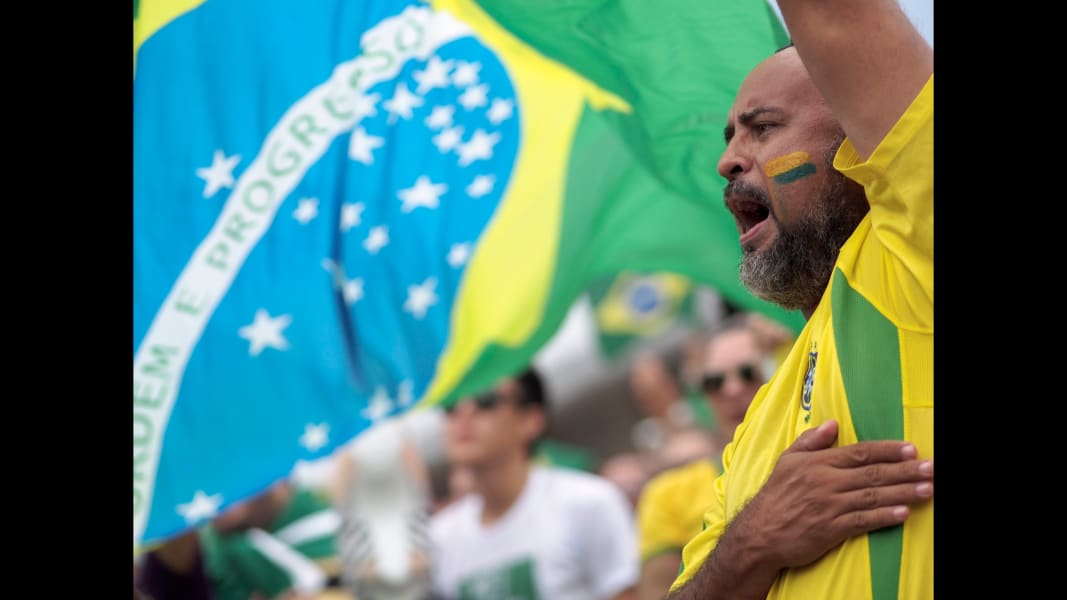 24 brazilian protest 0313