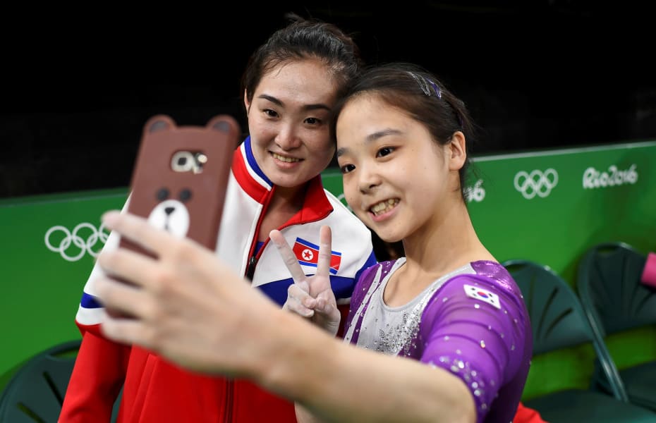 viral olympics korean selfie