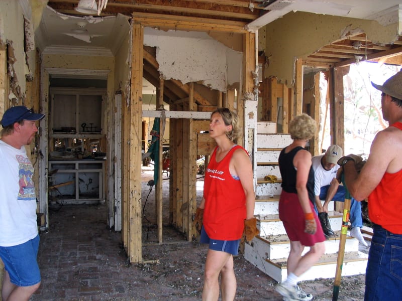 Hurricane Katrina: Long Beach, Mississippi