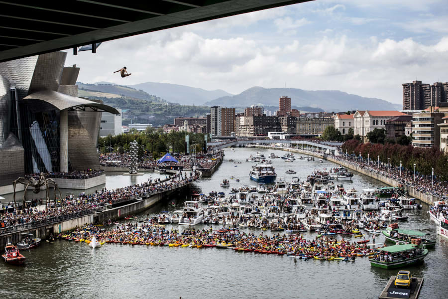 La Rochelle Red Bull Cliff Diving 2020 - Memugaa