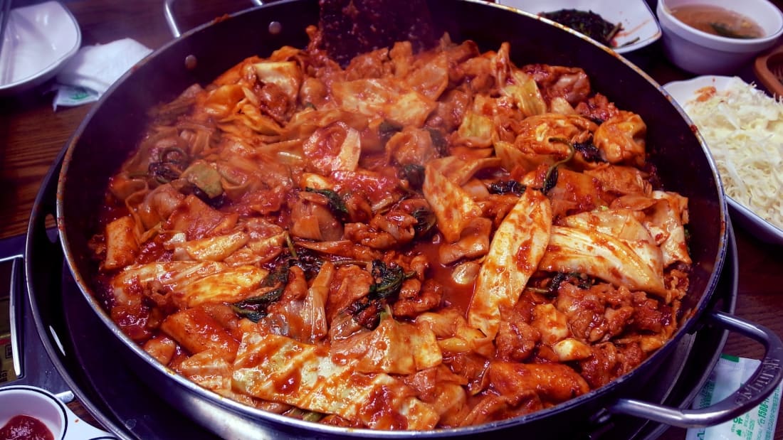 eat korea best food Dak Galbi 