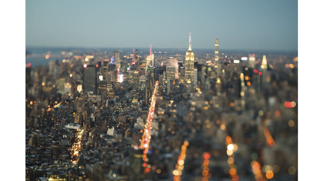 Количество пикселей на фото. Шифт NY. Tilt Shift New York. Фото с меньшим разрешением. Фото мало пикселей.